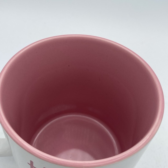 Hello Kitty by Sanrio 20 Oz ceramic coffee hot cocoa mug pink inside - Picture 2 of 4